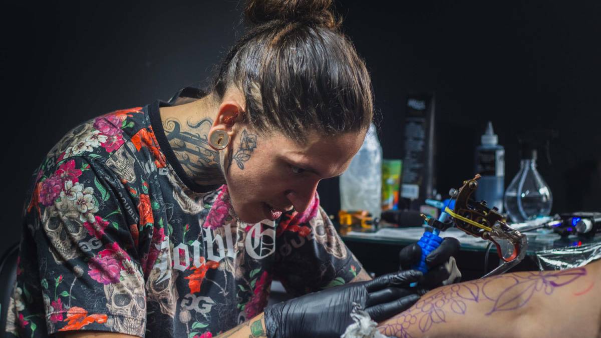 Why tattoo artists wrap their machines